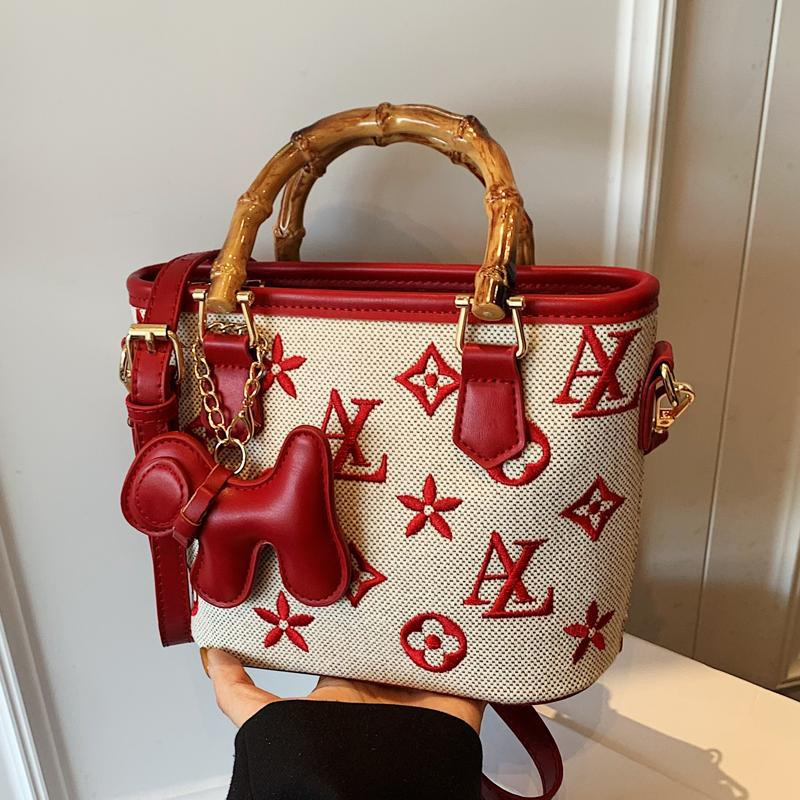 Minimalist Bucket Crossbody Bag | Trendy Casual Women’s Shoulder Handbag