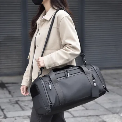 Large Capacity Travel & Gym Bag | 20–35L Oxford Bag with Wet & Dry Separation