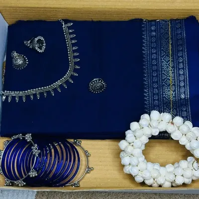 Royal Blue Saree Combo Set with Oxidized Jewelry, Bangles & White Flower Gajra – Complete Ready Look