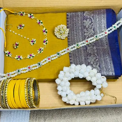 Elegant Mustard Yellow Saree Combo Set with Pearl Jewelry, Bangles & White Flower Gajra – Complete Festive Look