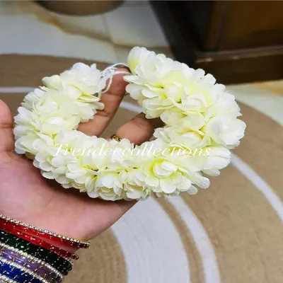 Artificial Beli Gajra for Hair – Bridal & Traditional Flower Hair Accessory