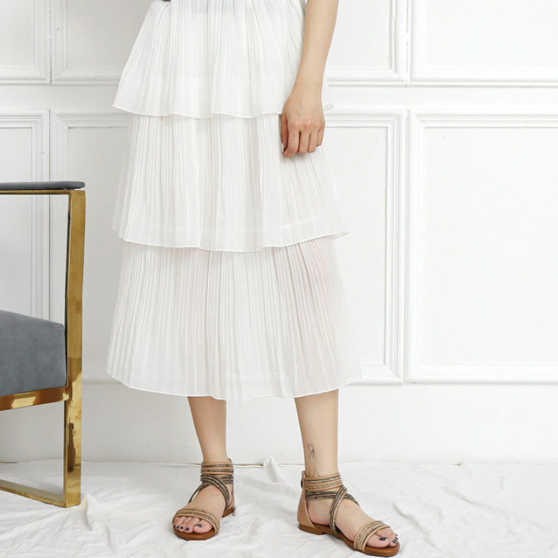 VERSATILE ROMAN SANDALS WITH STRAPS