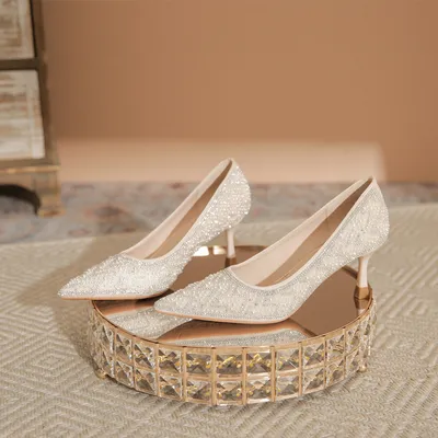 FRENCH-STYLE PEARL AND RHINESTONE HIGH HEELS