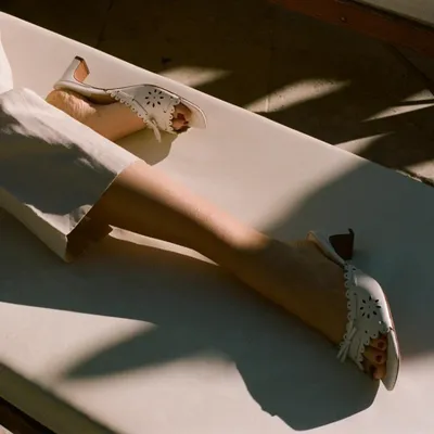 LEATHER RETRO SQUARE-TOE HOLLOW-OUT SANDALS 