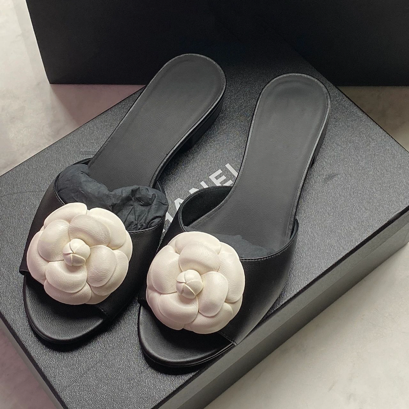 CAMELLIA STYLE HALF-SLIDE SANDALS