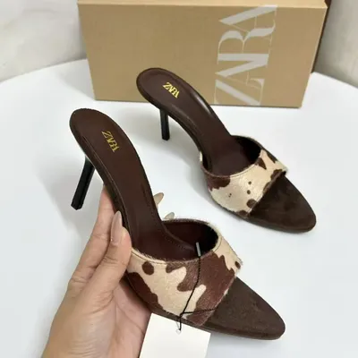 POINTED TOE BLOCK COLOR HEELS