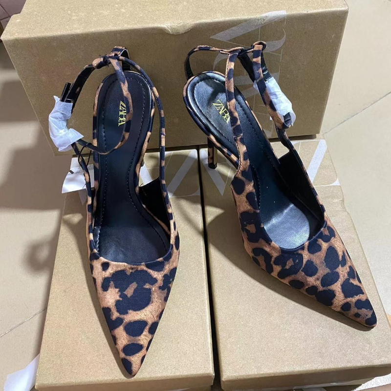 LEOPARD PRINT MULES