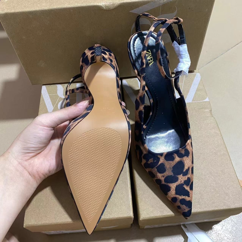 LEOPARD PRINT MULES