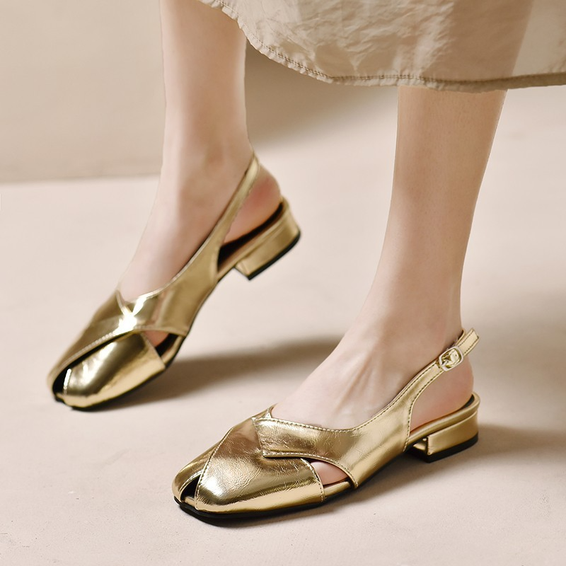 MINIMALIST STYLE, SQUARE TOE