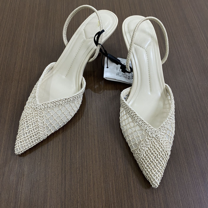 CREAM WOVEN POINTED SLINGBACK HEELS