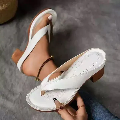 CLOUDWALK THONG BLOCK HEELS