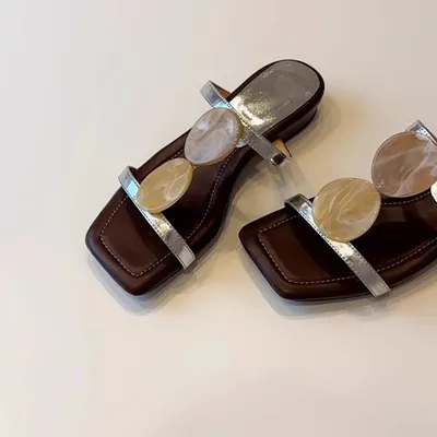 LUNARA MARBLE SLIDES