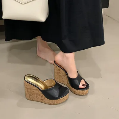 CORKÉ LUXE WEDGE