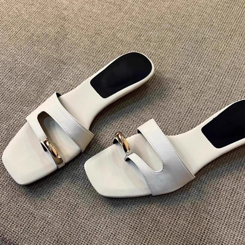 SIGNATURE FLAT SLIDES