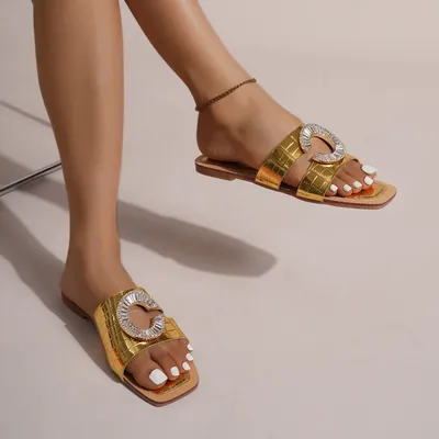 GLAM CRESCENT SANDALS