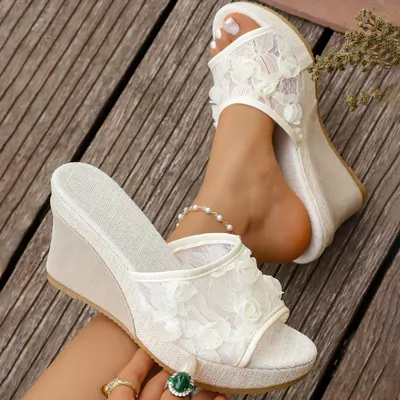 IVORY LACE WEDGES