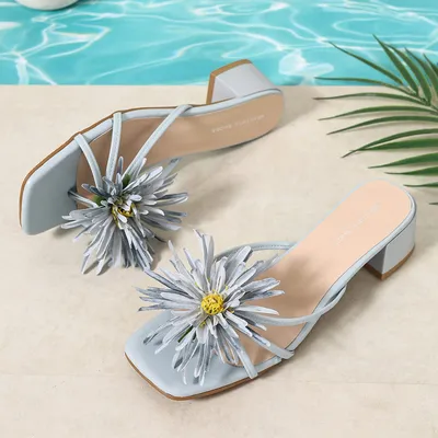 DAISY BREEZE SANDALS