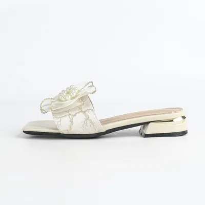 IVORY PEARL BOW
