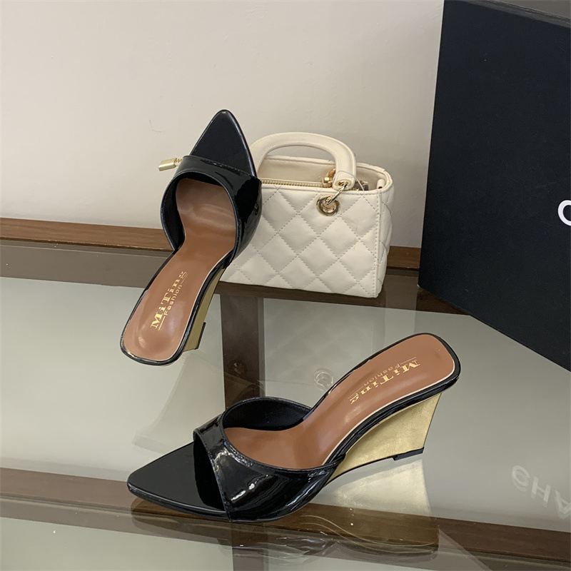 GLOSSÉ WEDGE