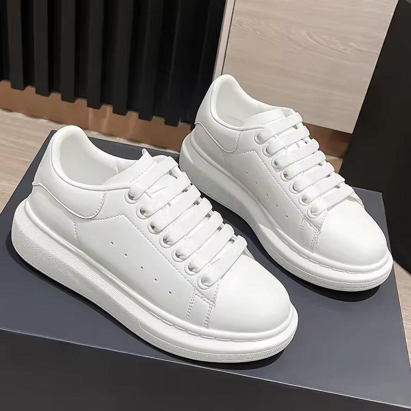 FlexCushion Sport Sneaker