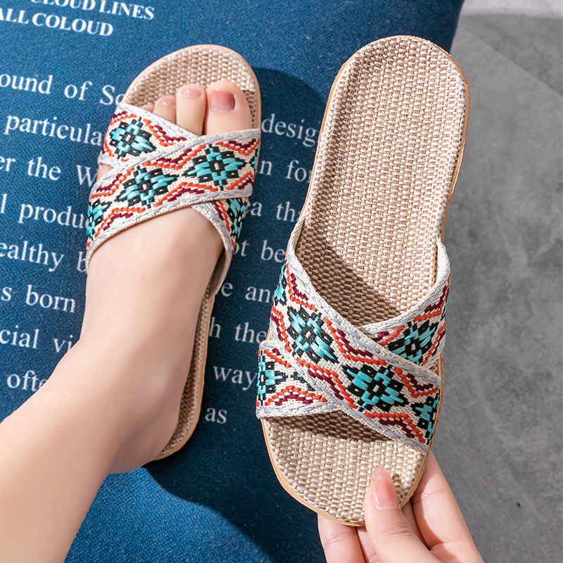 ComfyNest Unisex Slippers