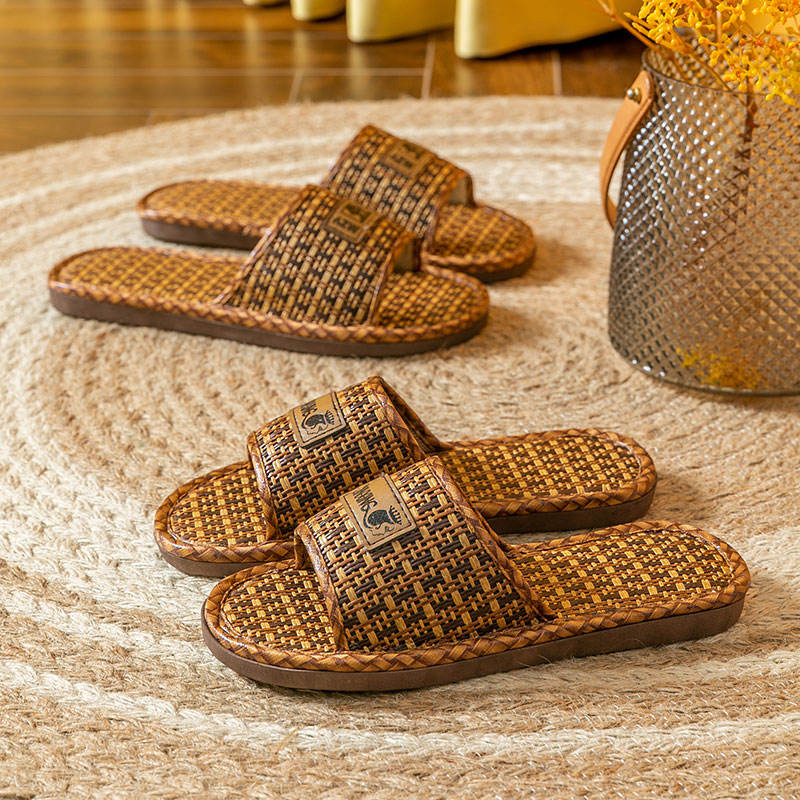 Straw Weaving Men Slipper 