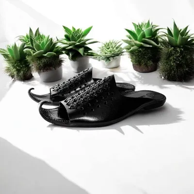 Hand crafted Nagra choti 