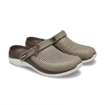Men’s Lightweight Breathable Crocs