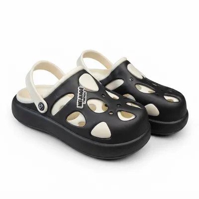 Lightweight Everyday Slip-On Clogs