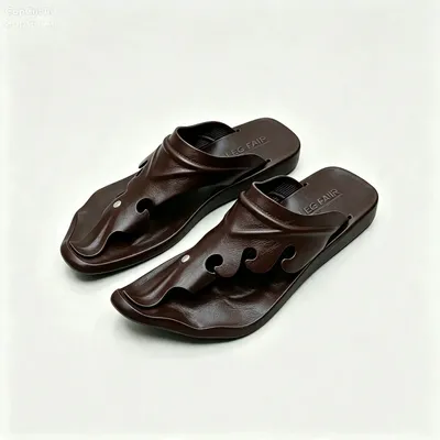 Traditional leather sandals 
