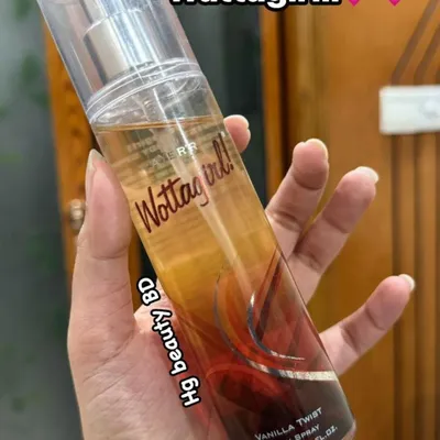Layer'r Wottagirl Vanilla Twist Body Spray 135ml