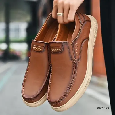 Cowhide Rubber Sole Comfortable Slip-Ons Casual Shoes
