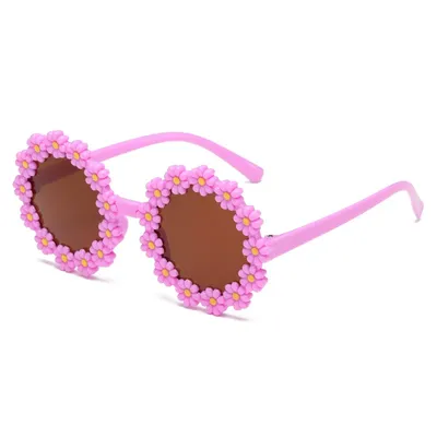 Colorful Trendy Instagram-Style Daisy Sunglass