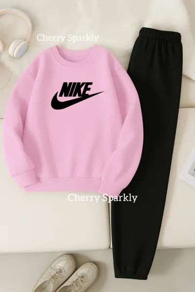 সোয়েটশার্ট ও জগার্স সেট কম্বো – মাত্র ১১৫০ টাকা!