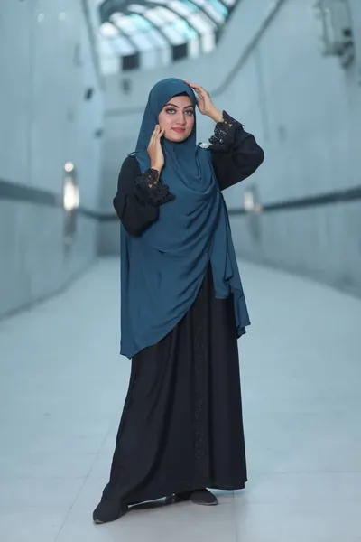 জিপার সিস্টেম এক্সট্রা লার্জ হিজাব Colour Name-Sea Green