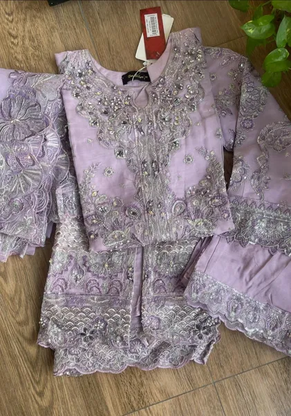 Pakistani Original Nau Bahar Luxury Organza Stitched 3Pcs _ Lavender 