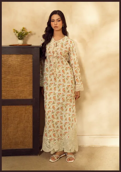 Pakistani Original Guzel new volume NYRA Printed Embroidery Lawn Kafta Stitched 2Pc _ Off White