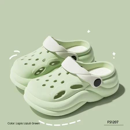 Serene Hug Women’s Slippers