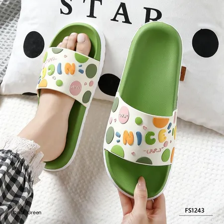 Soft Retreat Women’s Slippers