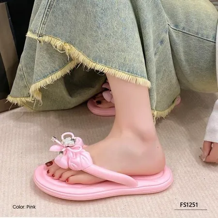 Cloud Luxe Women’s Slippers