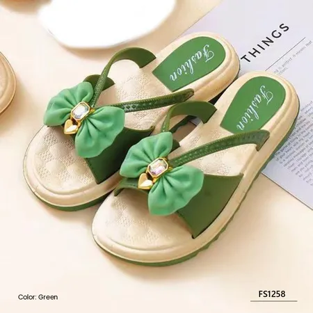 Luxe Drift Women’s Slippers