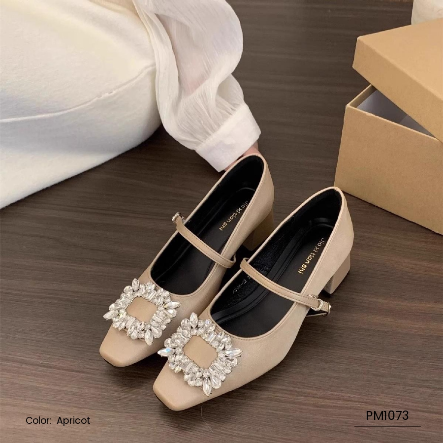 Femme Stride Pump Shoe