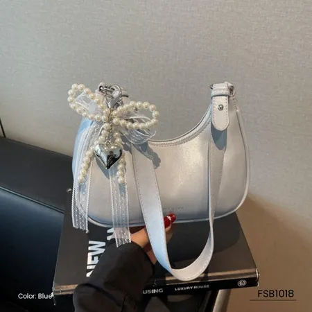 The Valencia Women’s Shoulder Bag