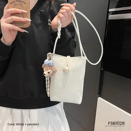 The Capri Women’s Shoulder Bag