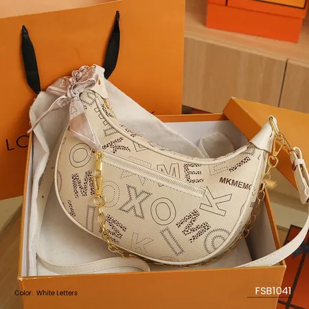 Pearl Loop Women’s Shoulder Bag