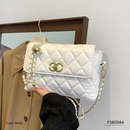 The Roma Women’s Shoulder Bag