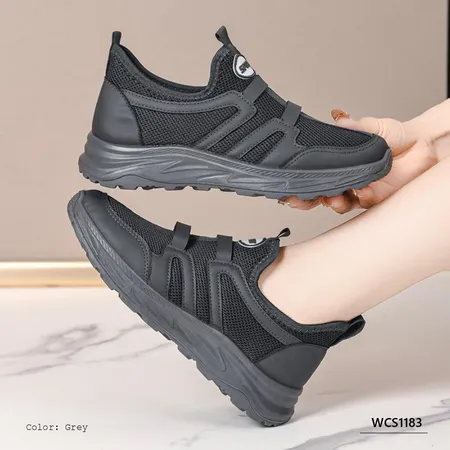 Aira Glow Womens Casual Shoes
