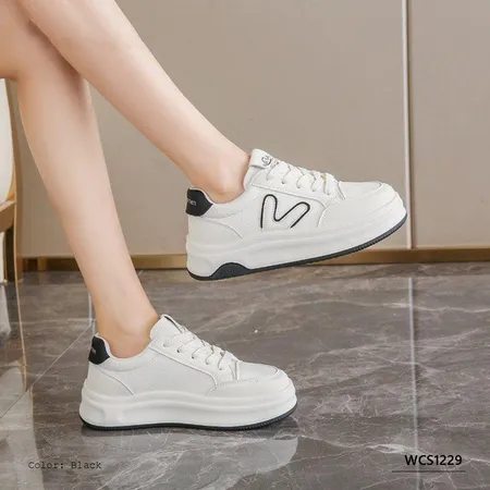 Yara Glow Womens Casual Shoes