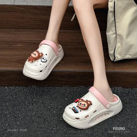 Zelora Grove Women's Slippers