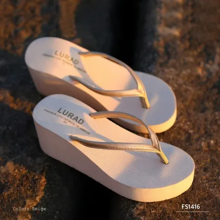Wynara Haven Women's Slippers